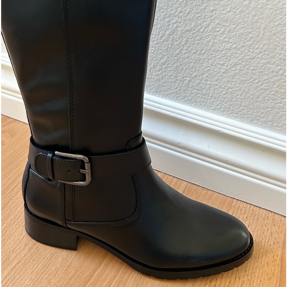 Donald J Pliner Black Waxy Calf Knee High Boot Size 6 New